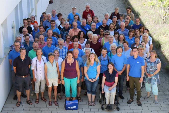 Die Teilnehmerinnen und Teilnehmer der dritten NABU-Sommerakademie in Bad Boll. - Foto: Michael Eick